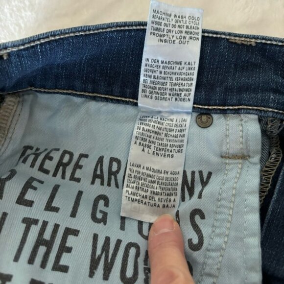 True Religion Ricky Relaxed Straight Distressed Shorts, size 28 - Picture 7 of 16